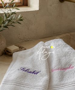 Serviette mains visage broderie | prénom
